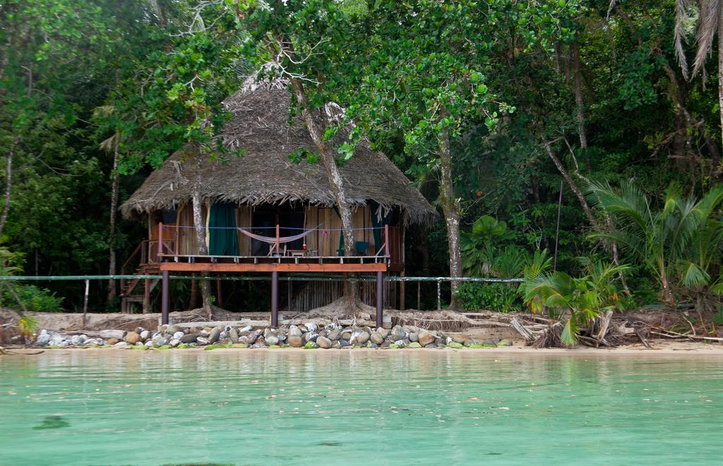 Al Natural Resort Bocas del Toro Exterior photo