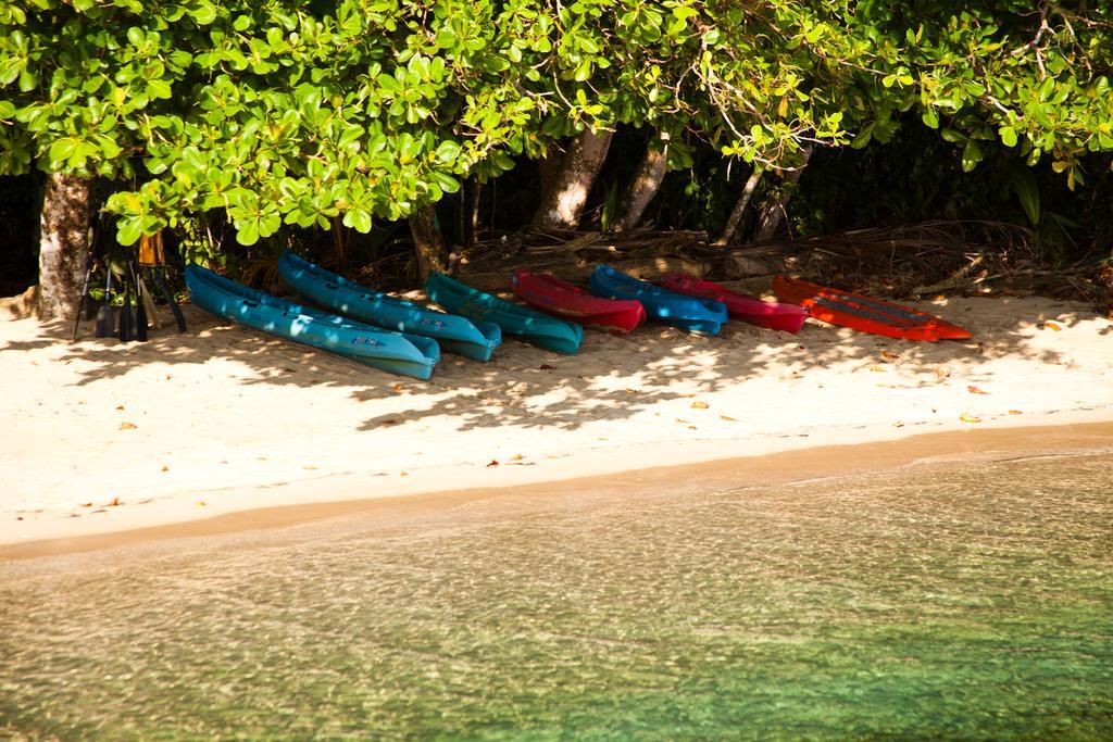 Al Natural Resort Bocas del Toro Exterior photo